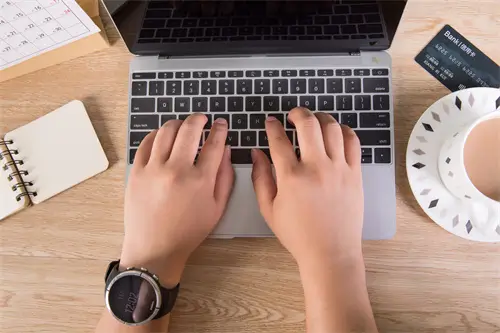 格林纳达那边的人到郑州旅游多少钱