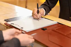 东帝汶人到郑州旅游需要准备什么